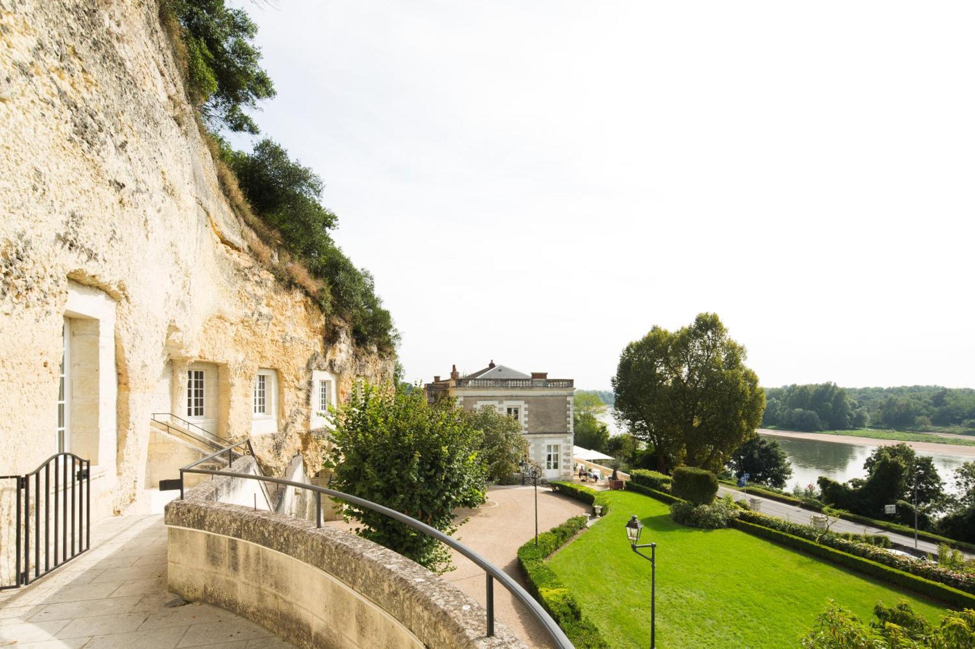 Hotel Les Hautes Roches Rochecorbon Buitenkant foto